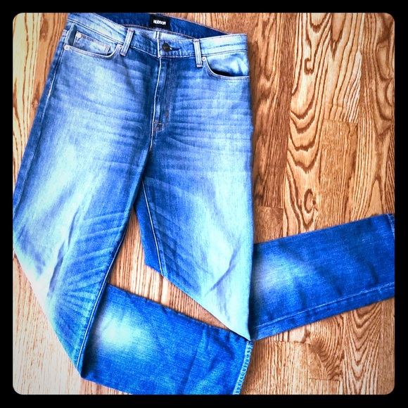 Hudson Jeans Denim - HUDSON {high rise} ZOEEY STRAIGHT LEG JEANS